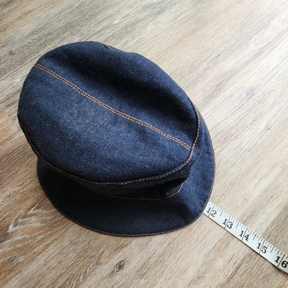 Helen Kaminski Denim
Bucket Hat HELEN KAMINSKI Denim Hat Size M - www.joarbit.com main image 2